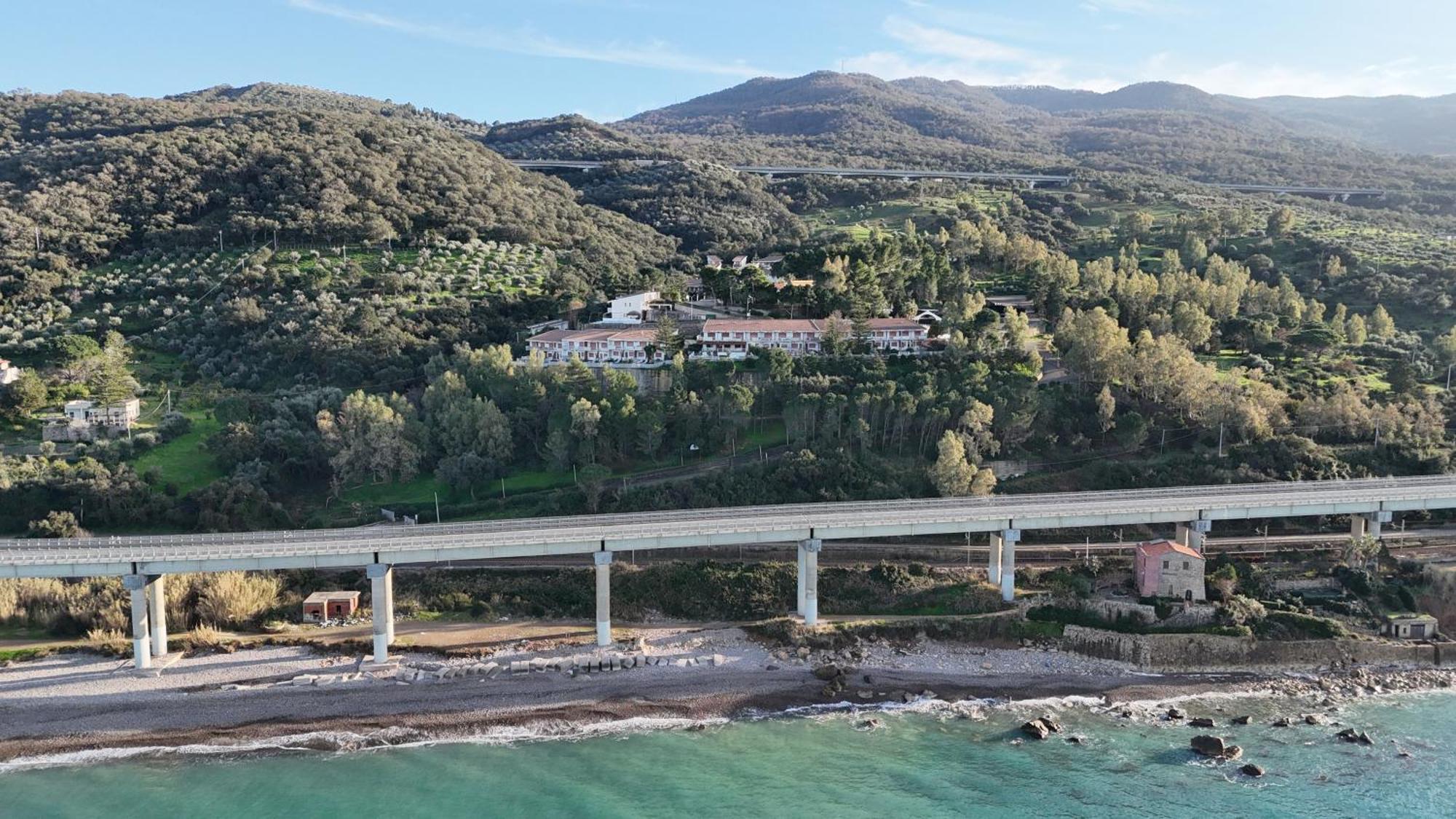 Villetta Sul Mare Acquedolci Bagian luar foto